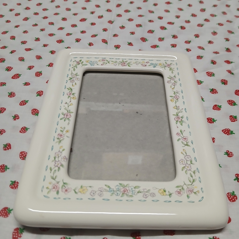Floral Ceramic Picture Frame